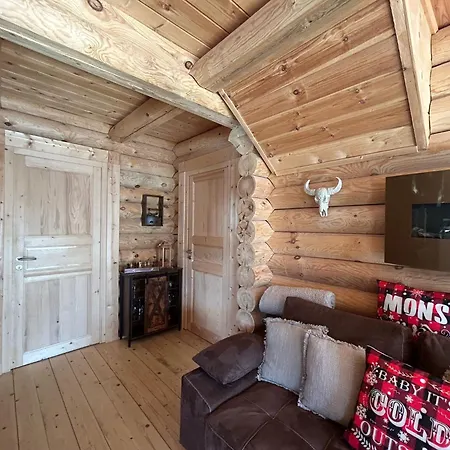 Nyaraló Traumzeit Hahnenkleer Huette *